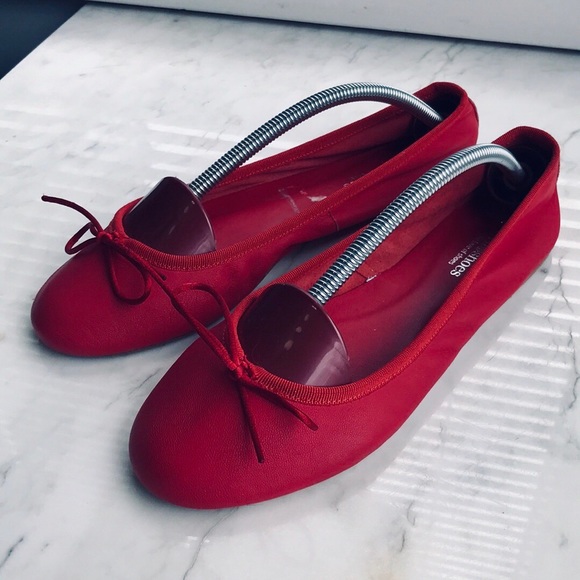 Ruby Ballet Flats